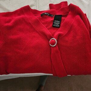 Beautiful red sweater w/embellishment L
